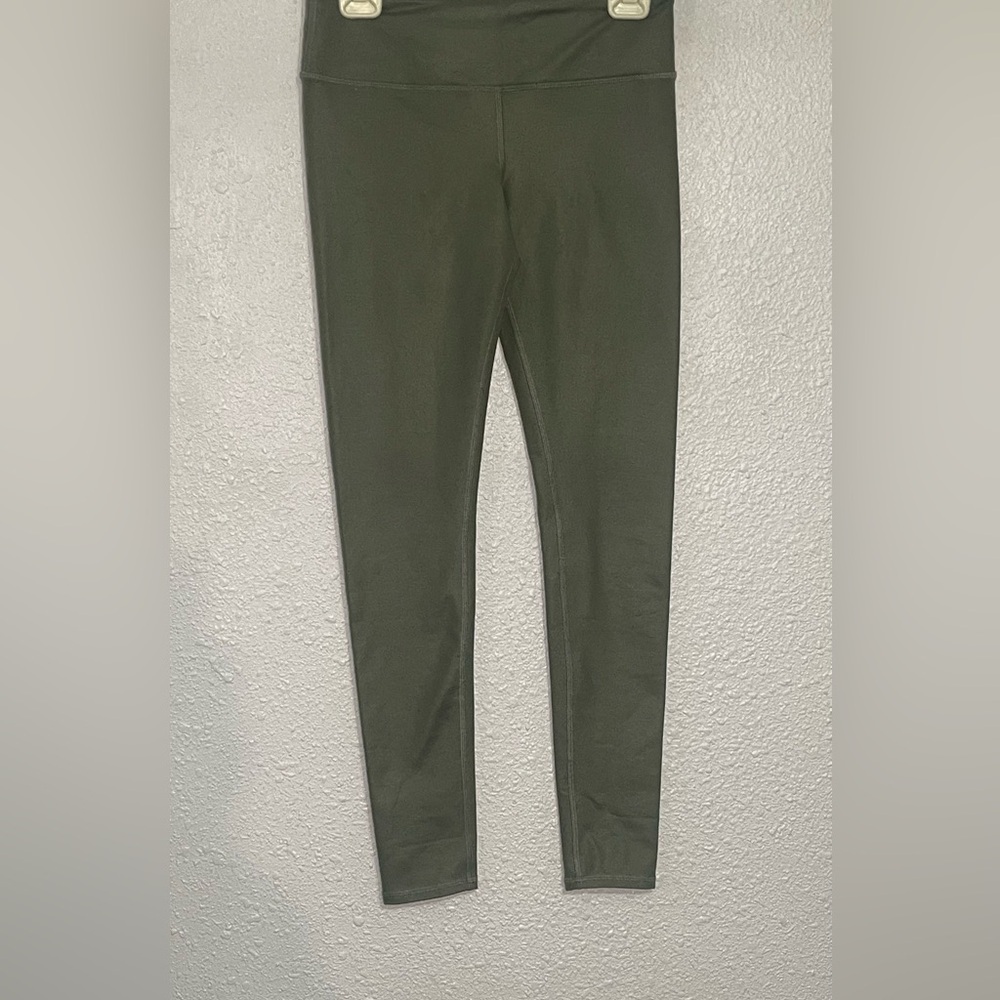 Alo Olive Green high waisted Leggings size small